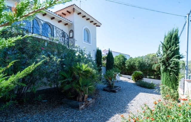 5 sovrum Villa till salu i Olivella med pool garage - 800 000 € (Ref: 10050434)