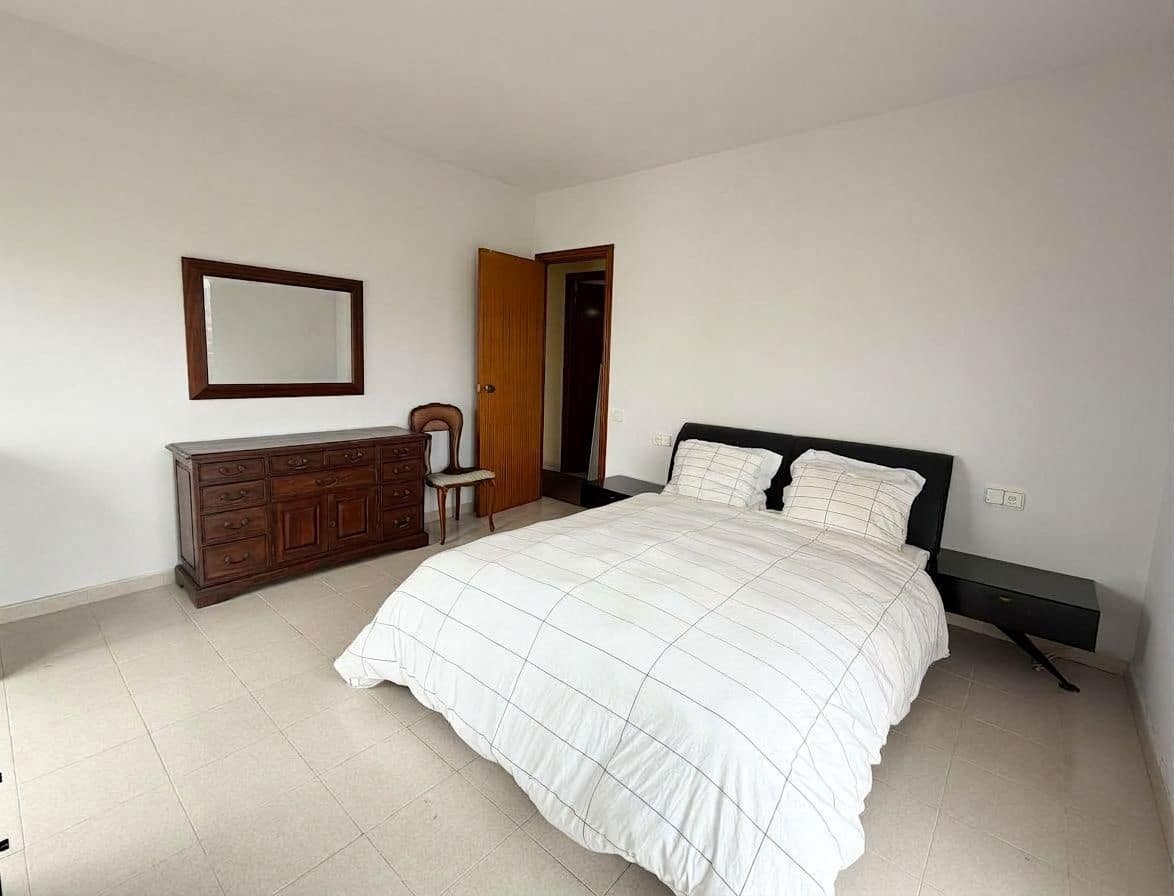 Apartamento de 3 habitaciones en Sitges en alquiler con piscina garaje - 2.600 € (Ref: 10139028)