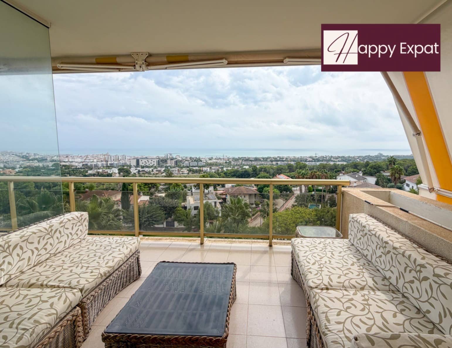 Apartamento de 3 habitaciones en Sitges en alquiler con piscina garaje - 2.600 € (Ref: 10139028)