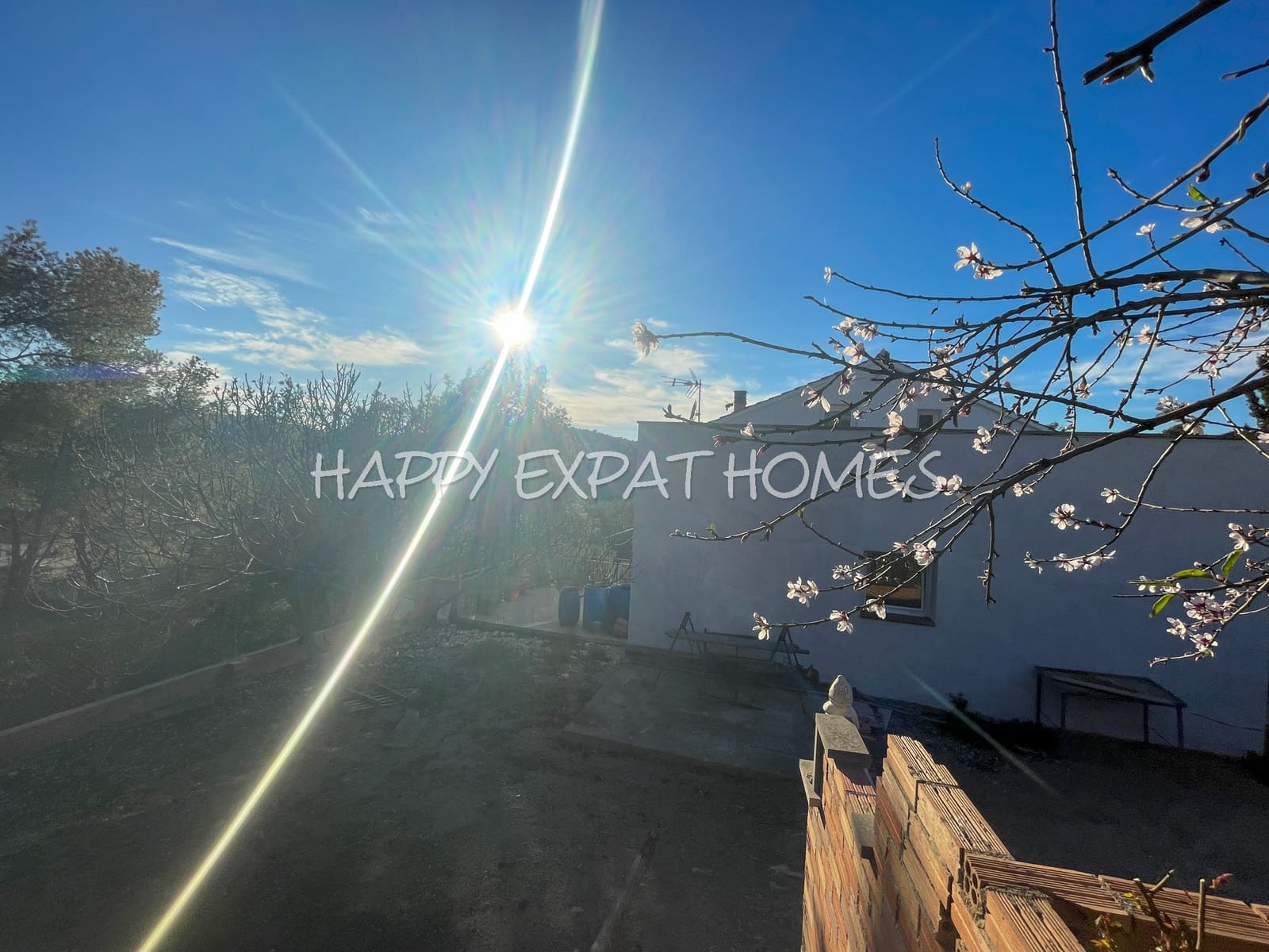 5 bedroom Villa for sale in Olivella - € 450,000 (Ref: 7459234)