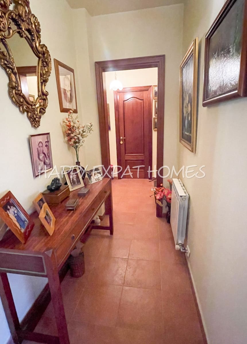 5 bedroom Villa for sale in Olivella - € 450,000 (Ref: 7459234)