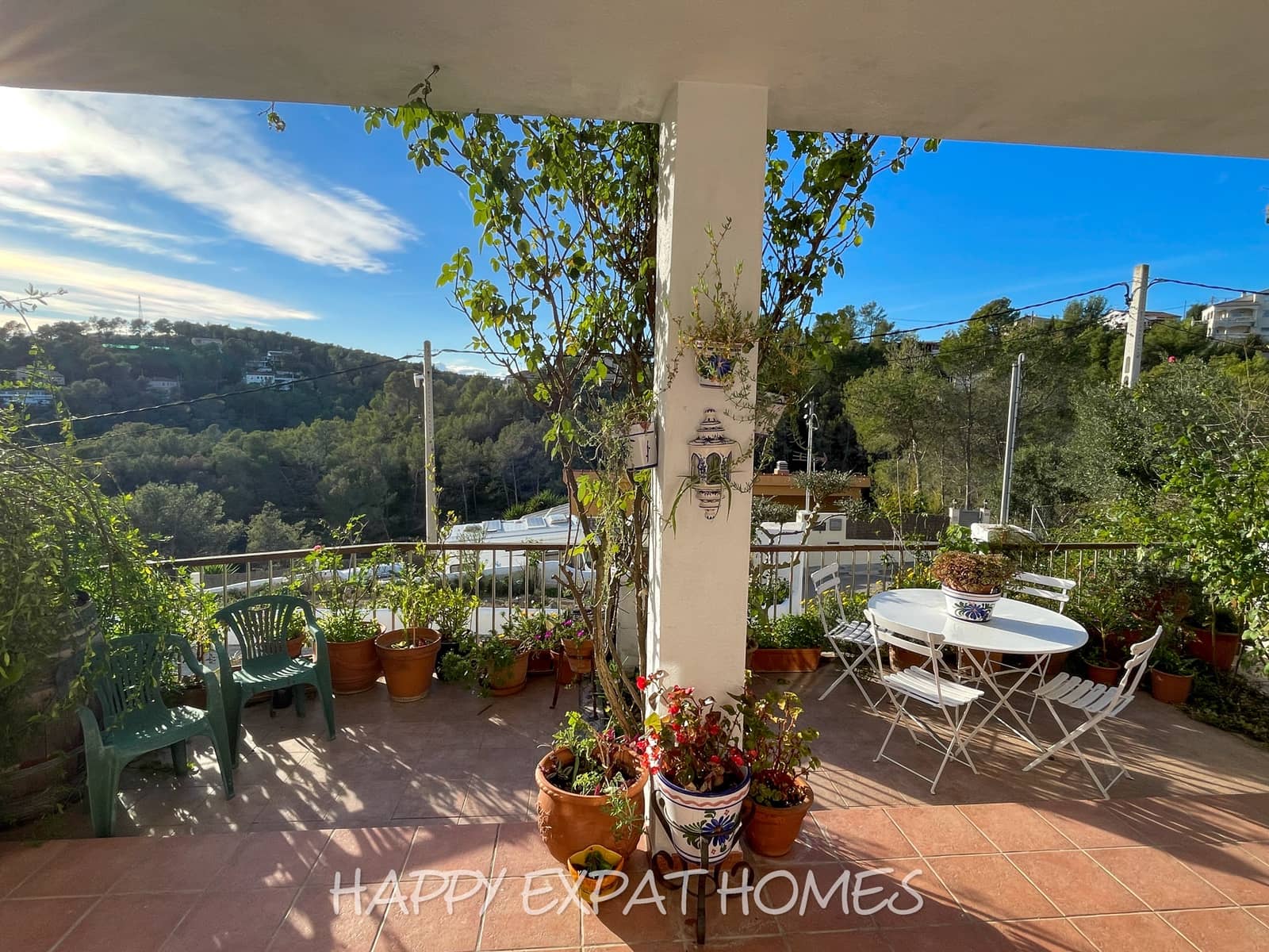 5 bedroom Villa for sale in Olivella - € 450,000 (Ref: 7459234)