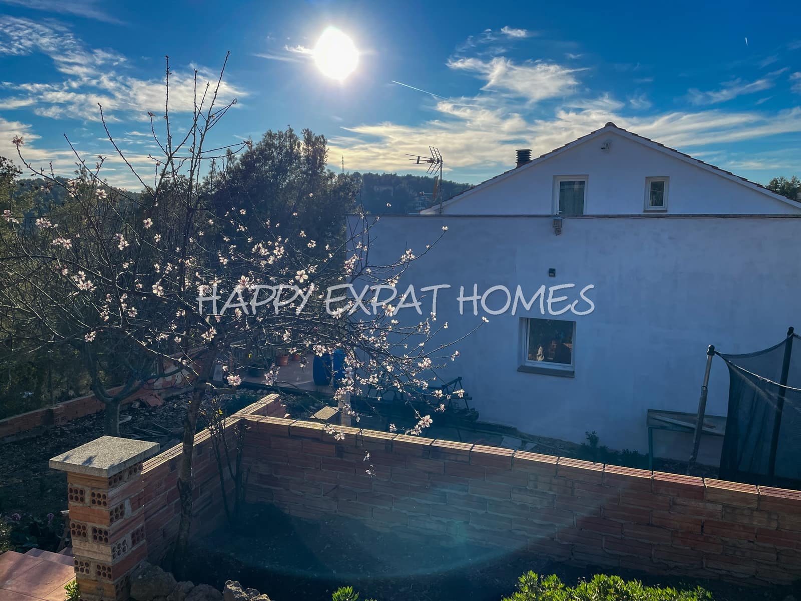 5 bedroom Villa for sale in Olivella - € 450,000 (Ref: 7459234)