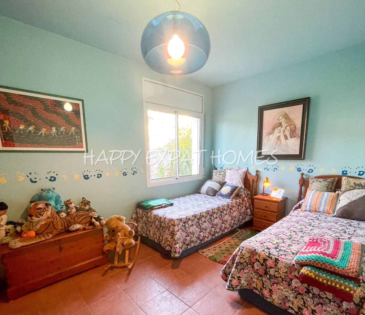 5 bedroom Villa for sale in Olivella - € 450,000 (Ref: 7459234)