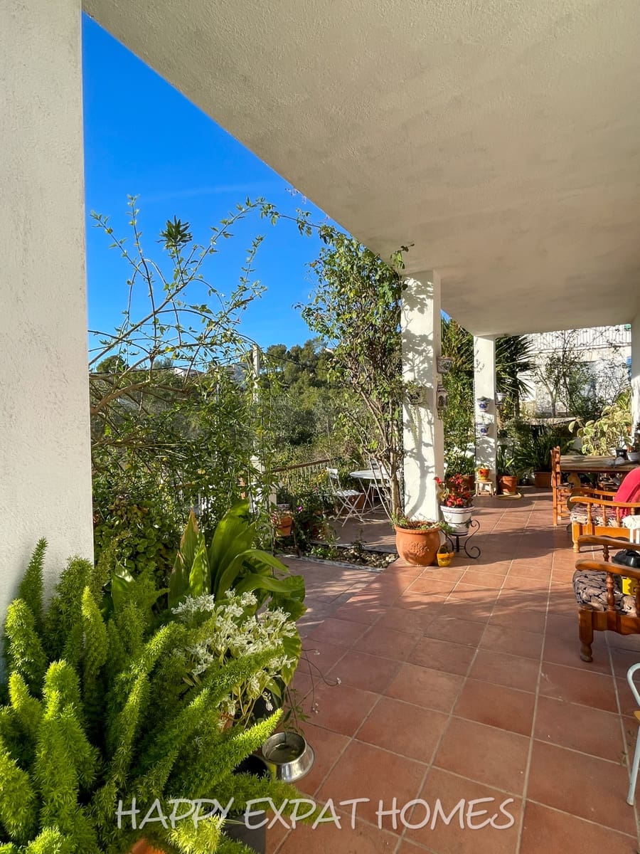 5 bedroom Villa for sale in Olivella - € 450,000 (Ref: 7459234)