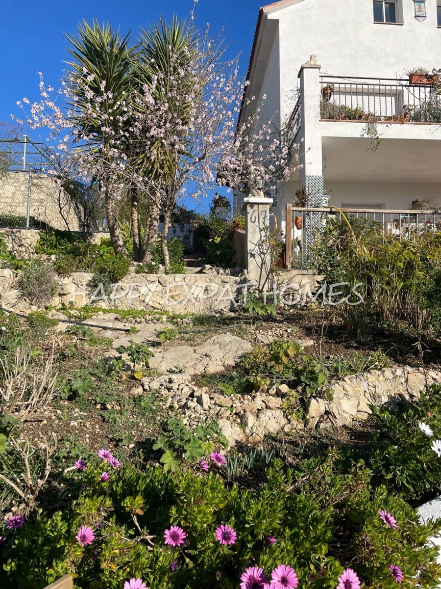 5 bedroom Villa for sale in Olivella - € 450,000 (Ref: 7459234)