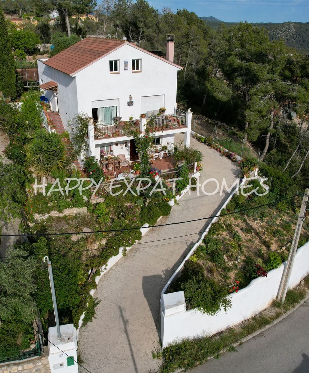 5 bedroom Villa for sale in Olivella - € 450,000 (Ref: 7459234)