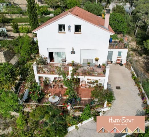 5 bedroom Villa for sale in Olivella - € 450,000 (Ref: 7459234)