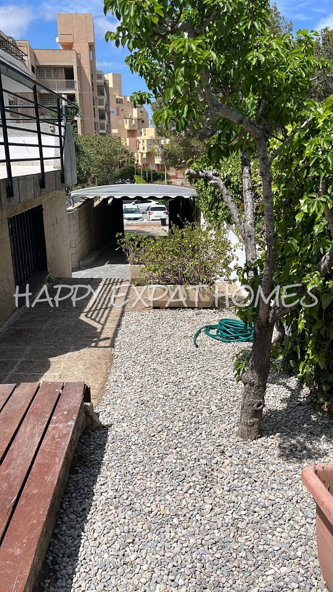 5 bedroom Terraced Villa for sale in Sitges with garage - € 665,000 (Ref: 7598623)