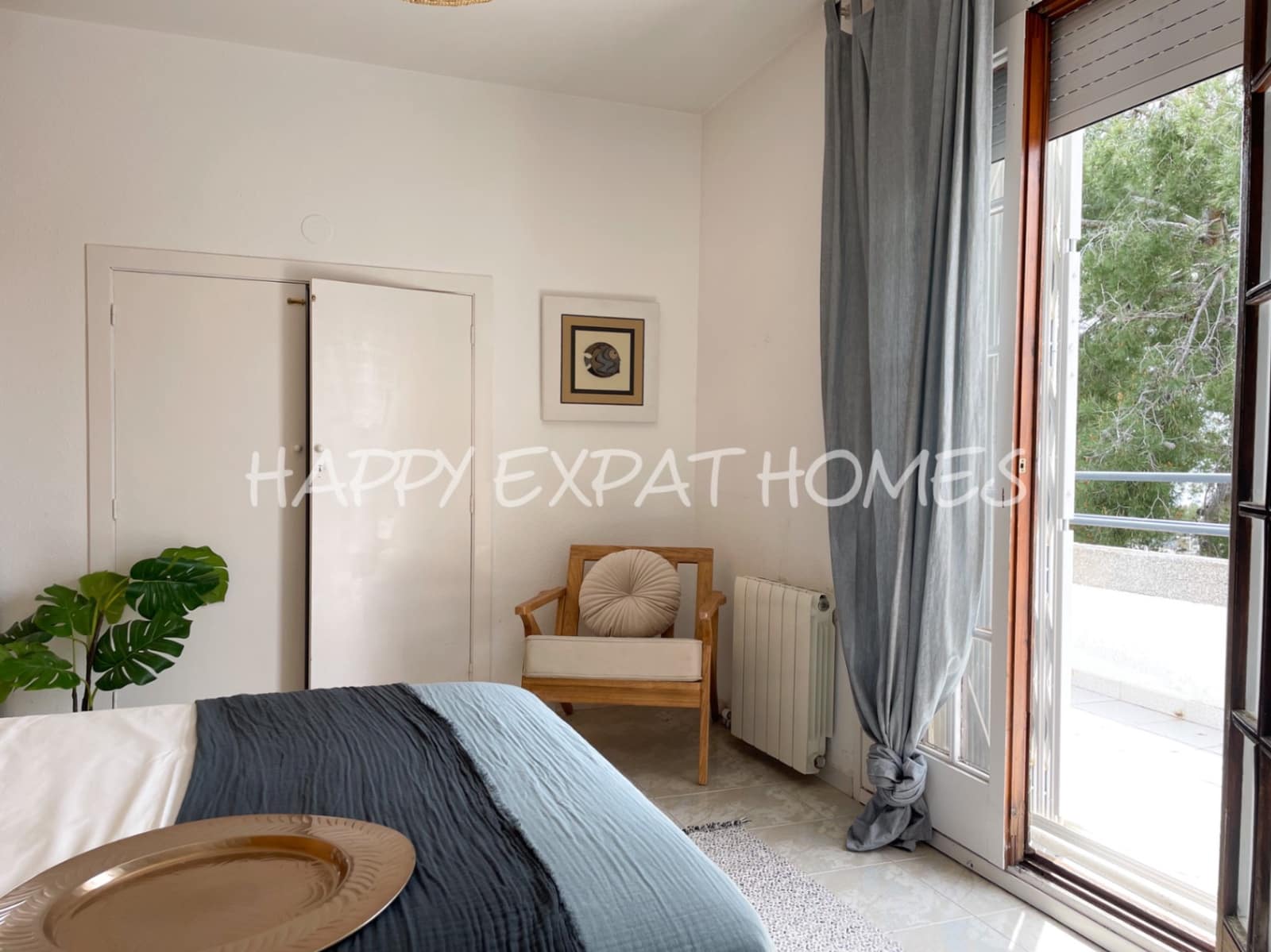 5 bedroom Terraced Villa for sale in Sitges with garage - € 665,000 (Ref: 7598623)