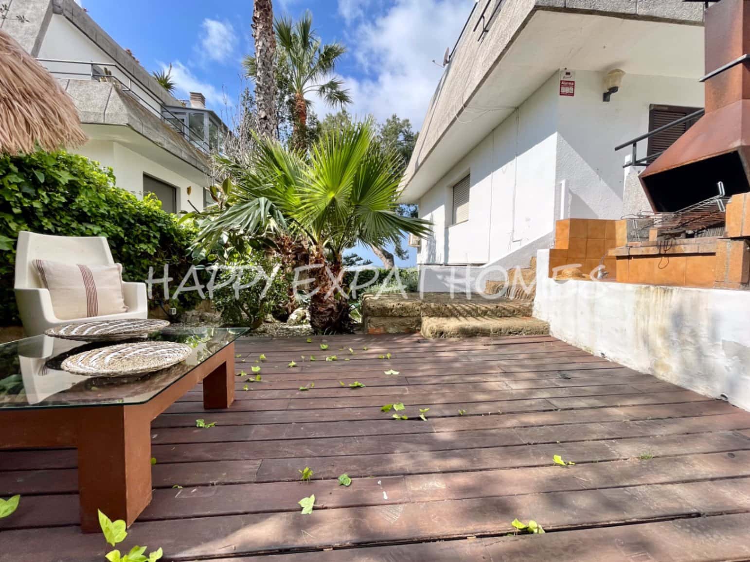 5 bedroom Terraced Villa for sale in Sitges with garage - € 665,000 (Ref: 7598623)