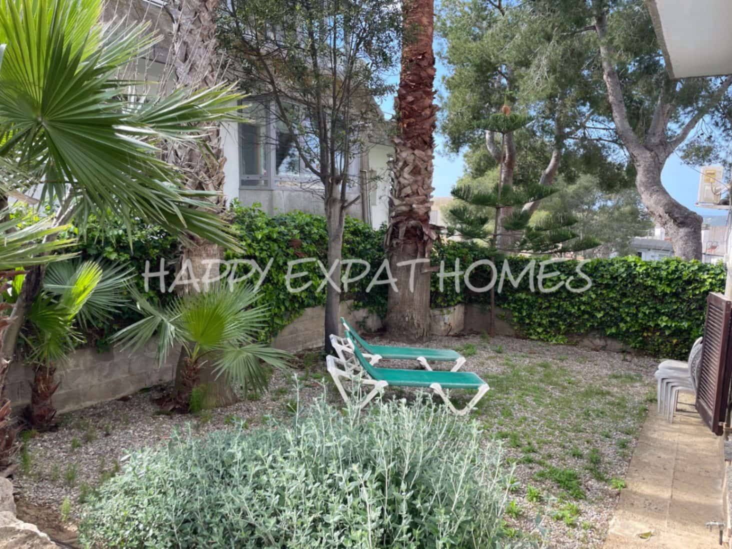 5 bedroom Terraced Villa for sale in Sitges with garage - € 665,000 (Ref: 7598623)