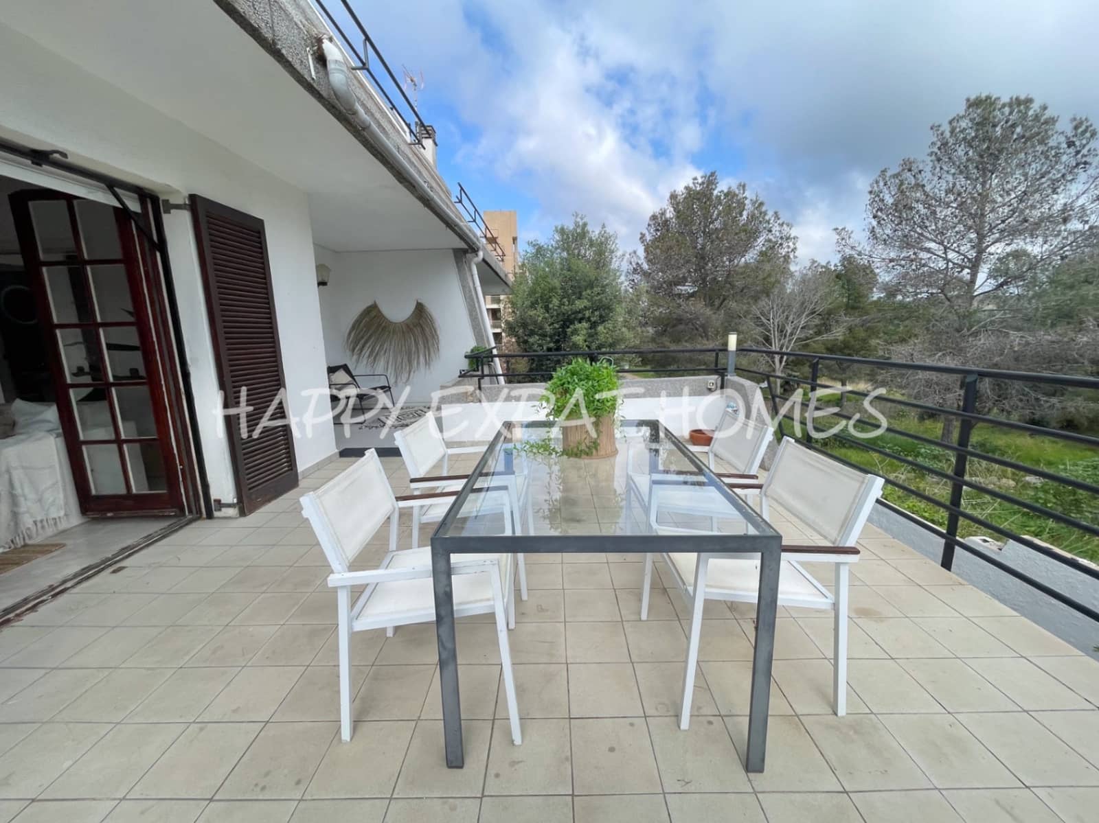 5 bedroom Terraced Villa for sale in Sitges with garage - € 665,000 (Ref: 7598623)
