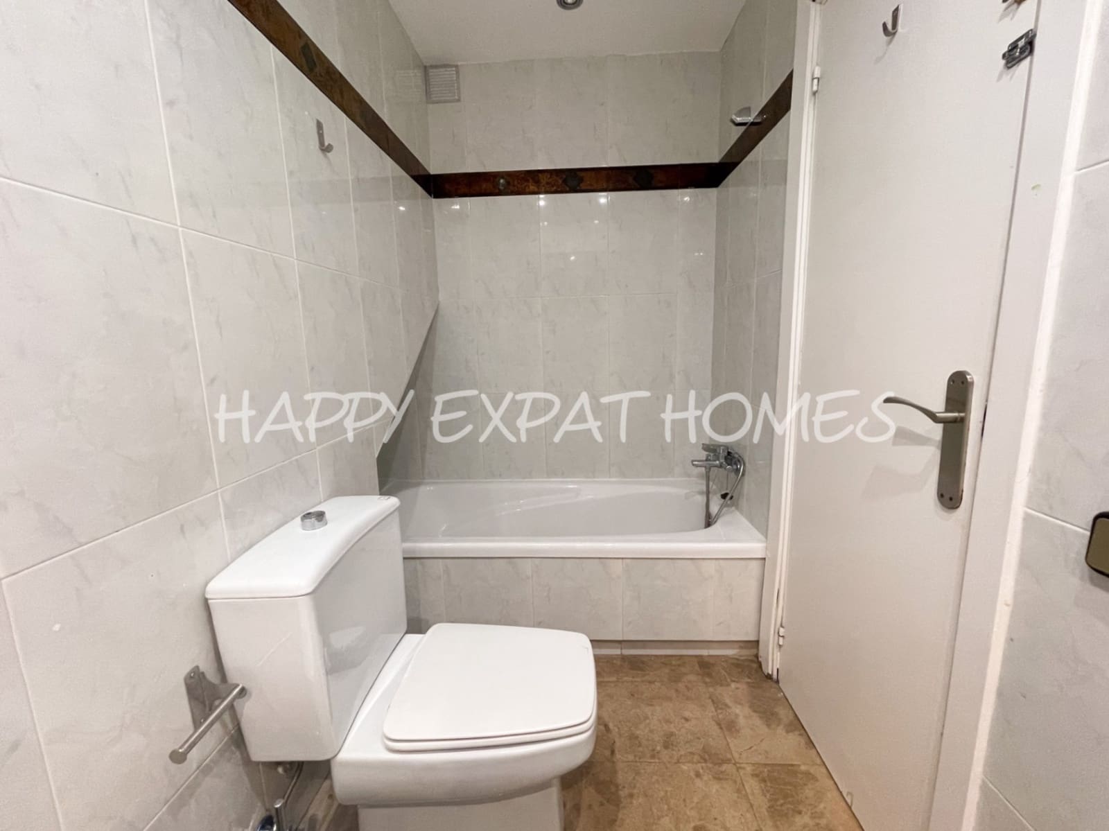 5 bedroom Terraced Villa for sale in Sitges with garage - € 665,000 (Ref: 7598623)