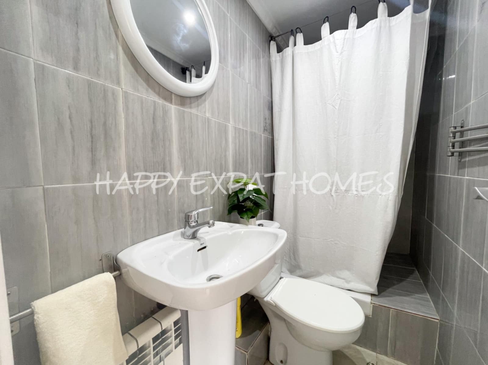 5 bedroom Terraced Villa for sale in Sitges with garage - € 665,000 (Ref: 7598623)