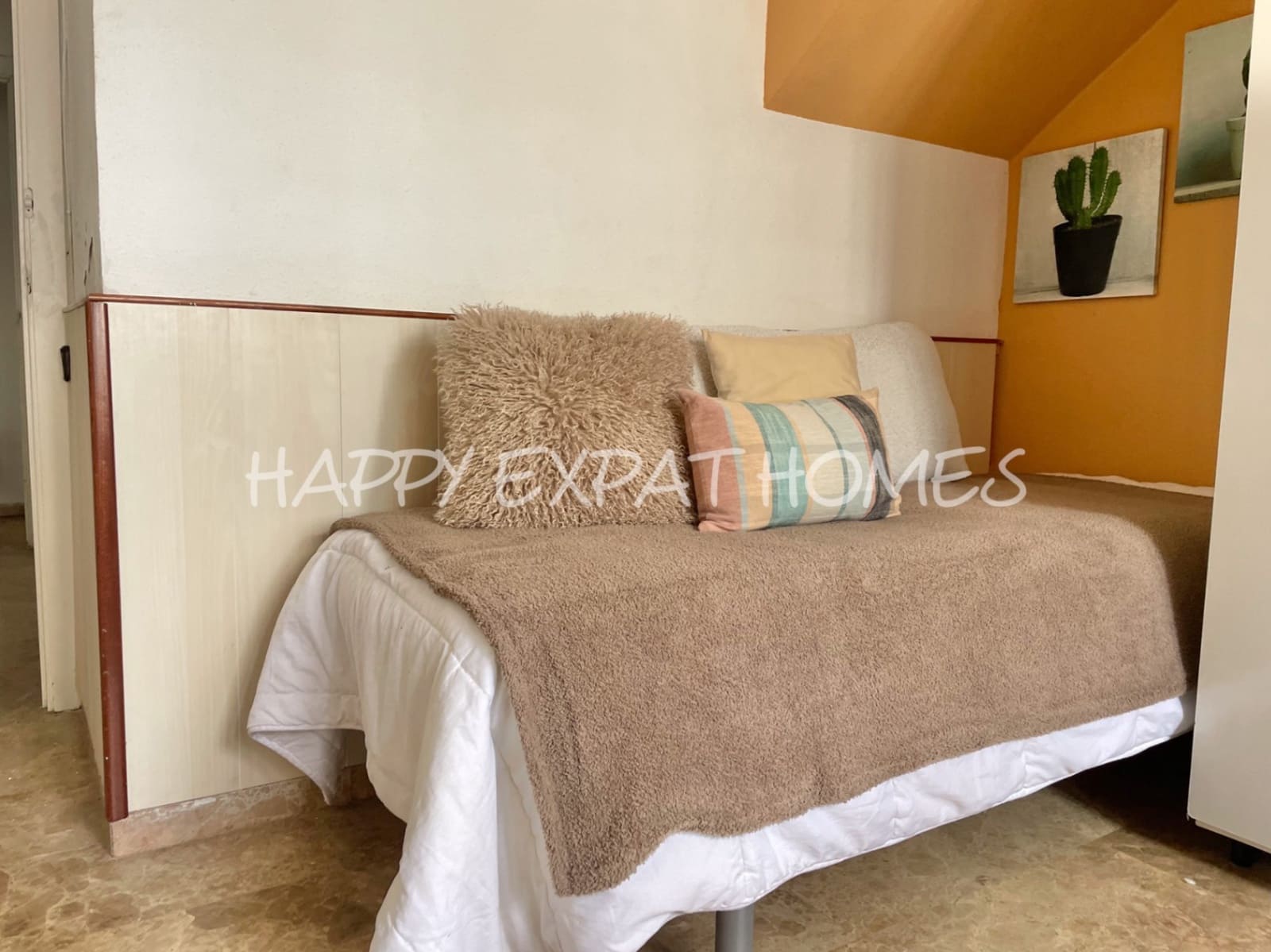 5 bedroom Terraced Villa for sale in Sitges with garage - € 665,000 (Ref: 7598623)