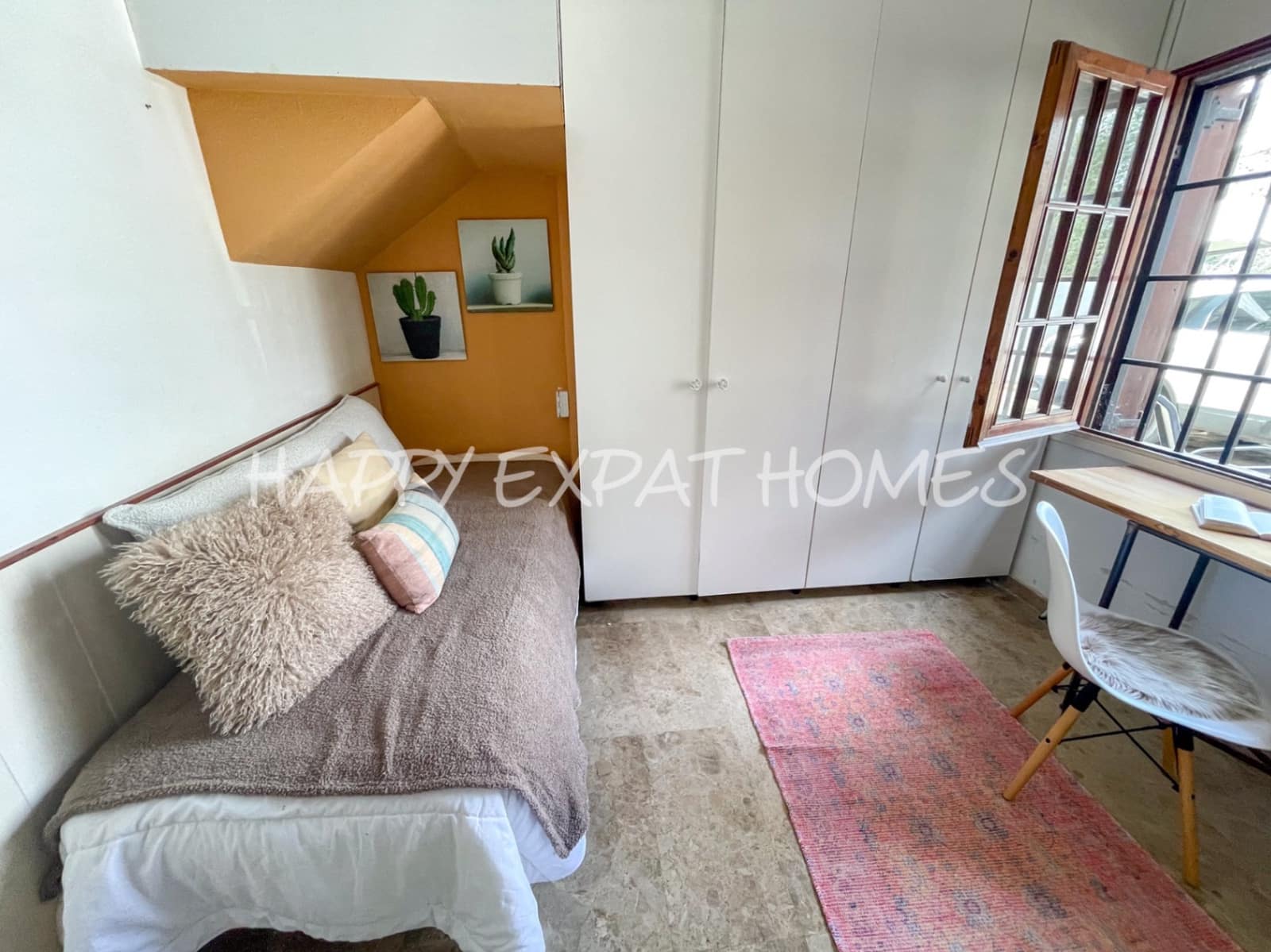 5 bedroom Terraced Villa for sale in Sitges with garage - € 665,000 (Ref: 7598623)