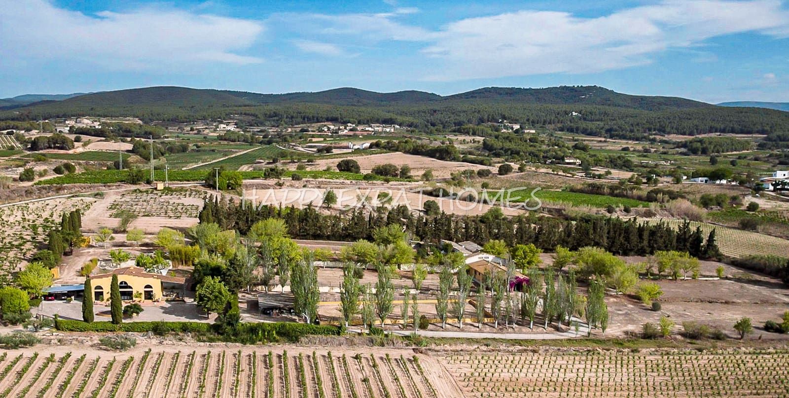 4 bedroom Finca/Country House for sale in Barcelona city with pool garage - € 1,290,000 (Ref: 7725910)