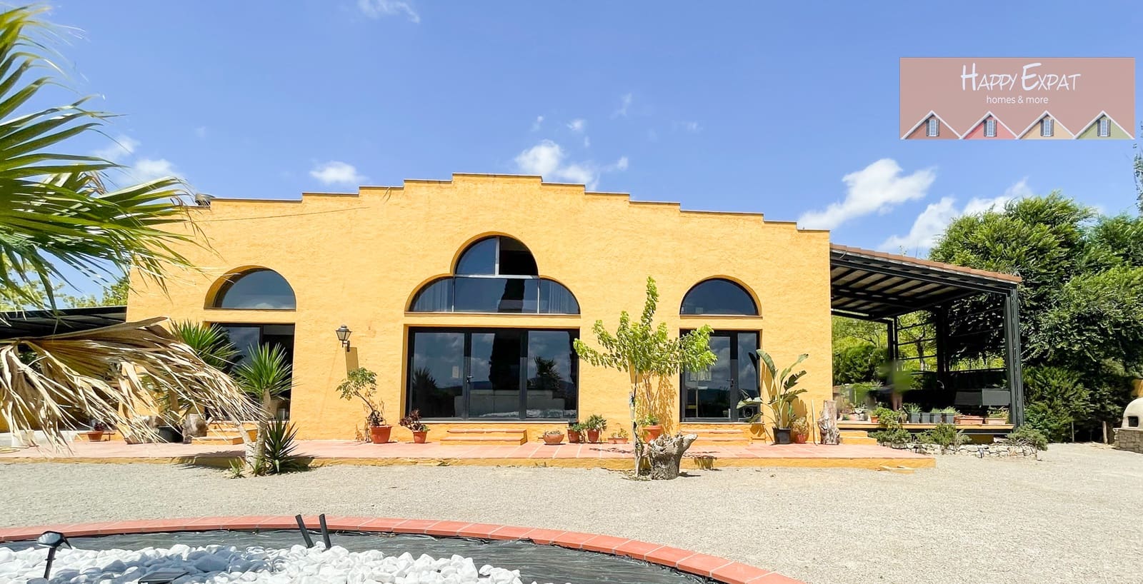 4 bedroom Finca/Country House for sale in Barcelona city with pool garage - € 1,290,000 (Ref: 7725910)