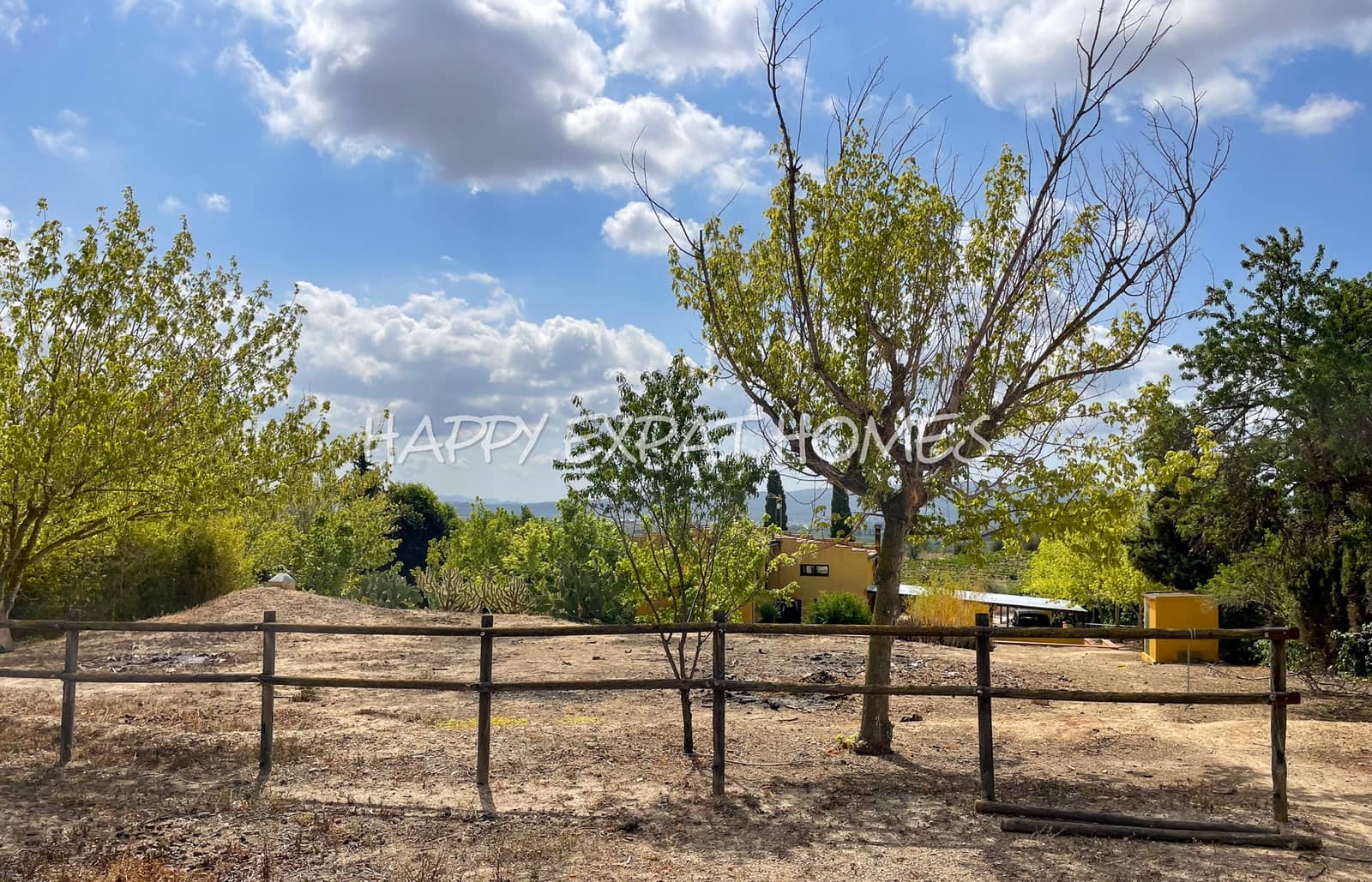 4 bedroom Finca/Country House for sale in Barcelona city with pool garage - € 1,290,000 (Ref: 7725910)