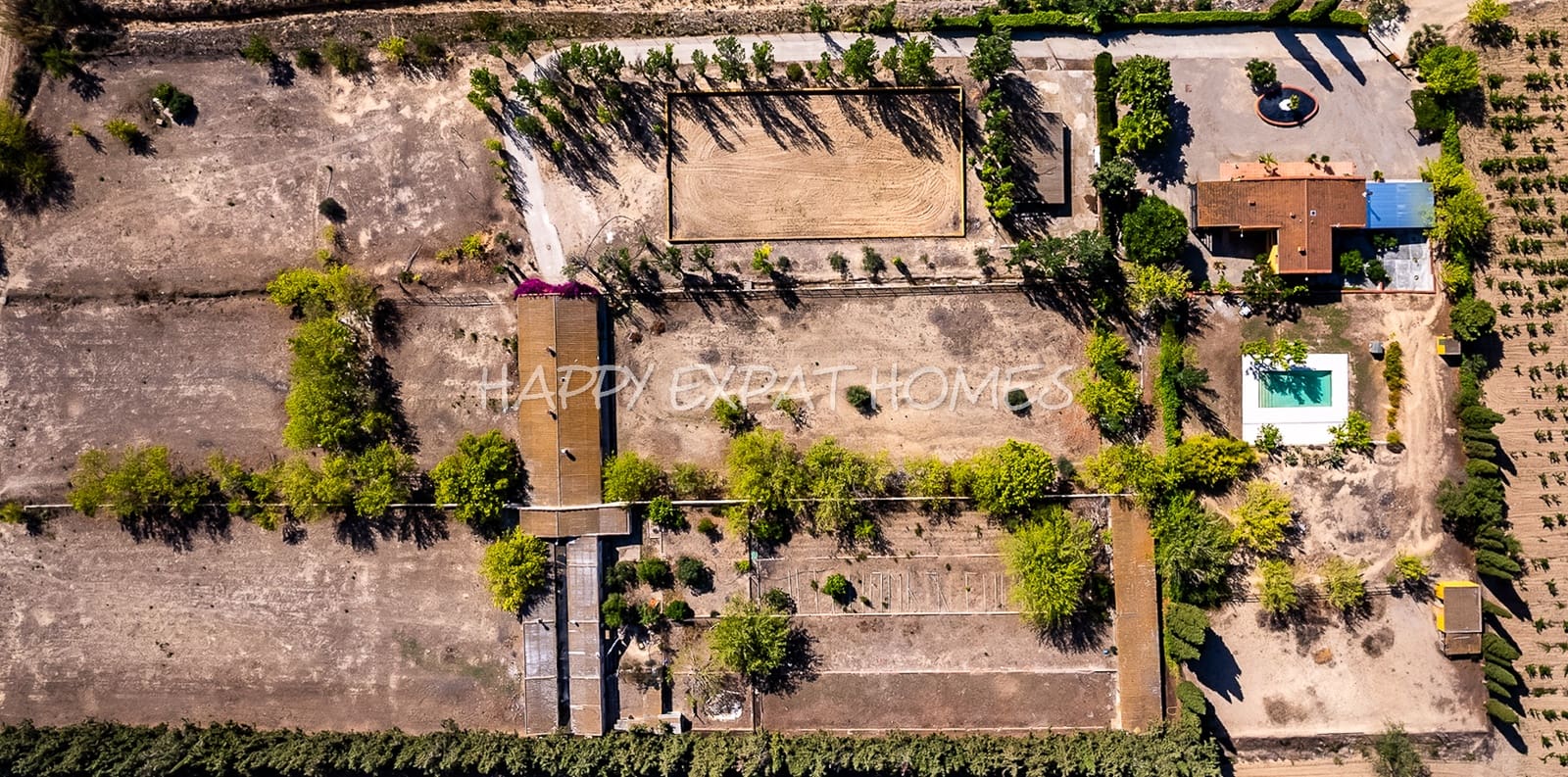 4 bedroom Finca/Country House for sale in Barcelona city with pool garage - € 1,290,000 (Ref: 7725910)