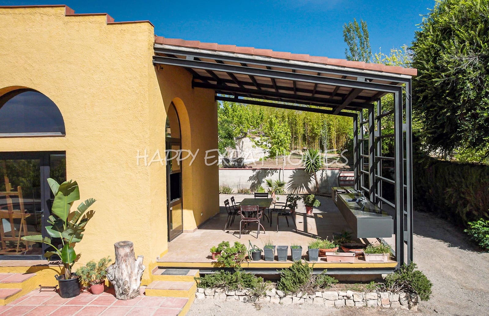 4 bedroom Finca/Country House for sale in Barcelona city with pool garage - € 1,290,000 (Ref: 7725910)