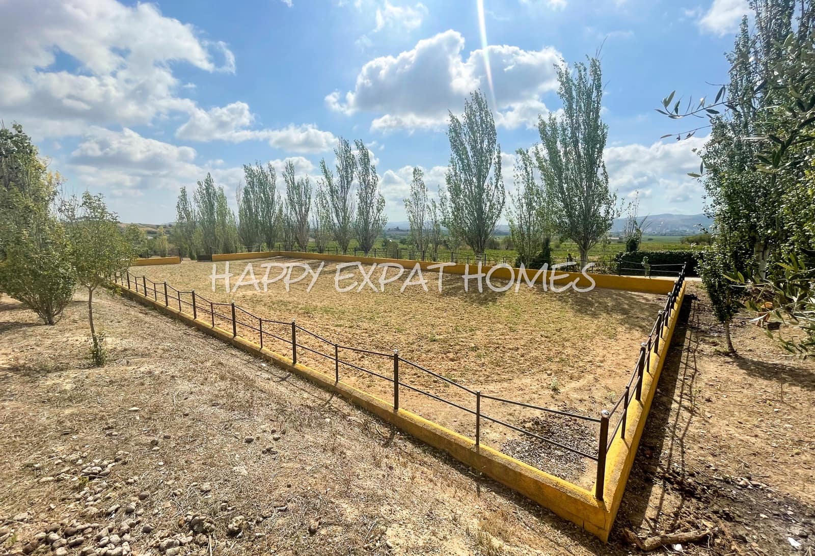 4 bedroom Finca/Country House for sale in Barcelona city with pool garage - € 1,290,000 (Ref: 7725910)