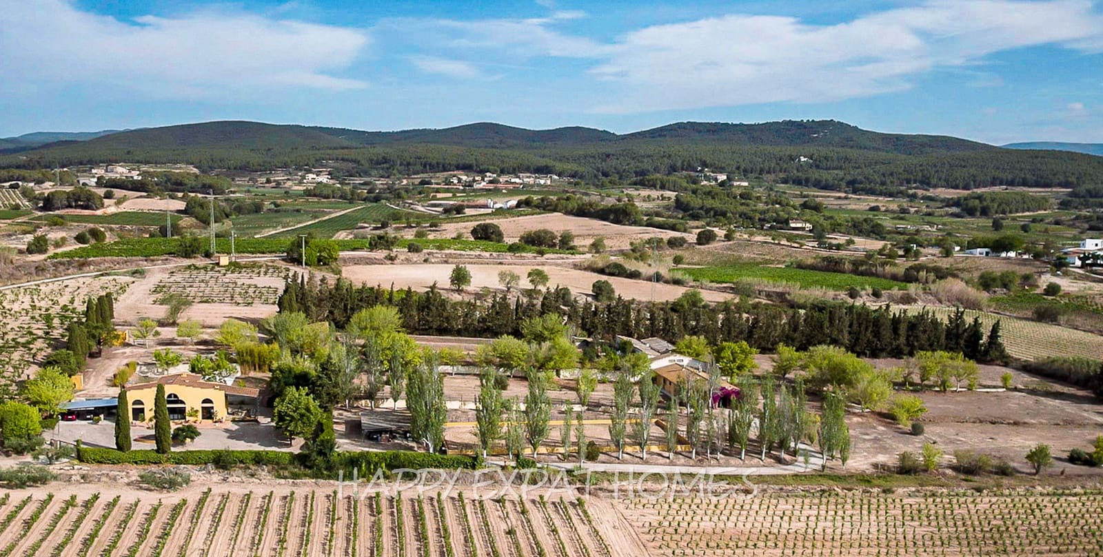 4 bedroom Finca/Country House for sale in Barcelona city with pool garage - € 1,290,000 (Ref: 7725910)