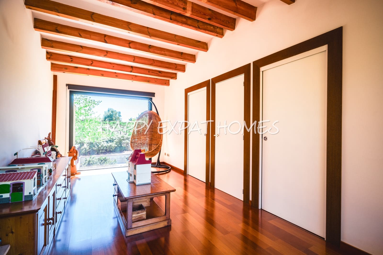 4 bedroom Finca/Country House for sale in Barcelona city with pool garage - € 1,290,000 (Ref: 7725910)