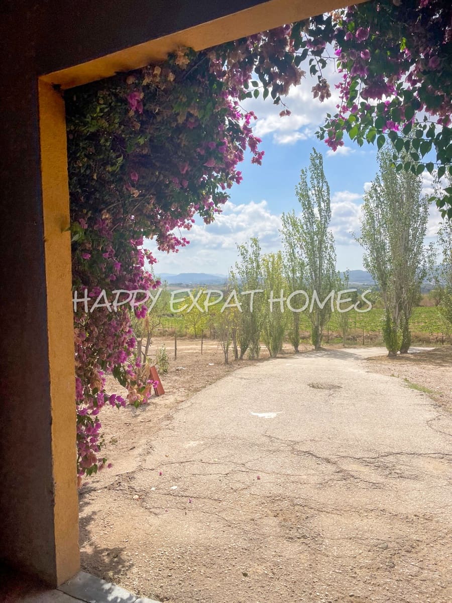 4 bedroom Finca/Country House for sale in Barcelona city with pool garage - € 1,290,000 (Ref: 7725910)