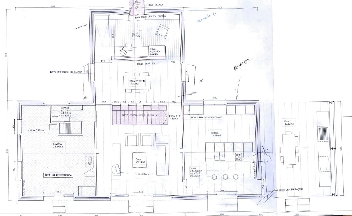 4 bedroom Finca/Country House for sale in Barcelona city with pool garage - € 1,290,000 (Ref: 7725910)