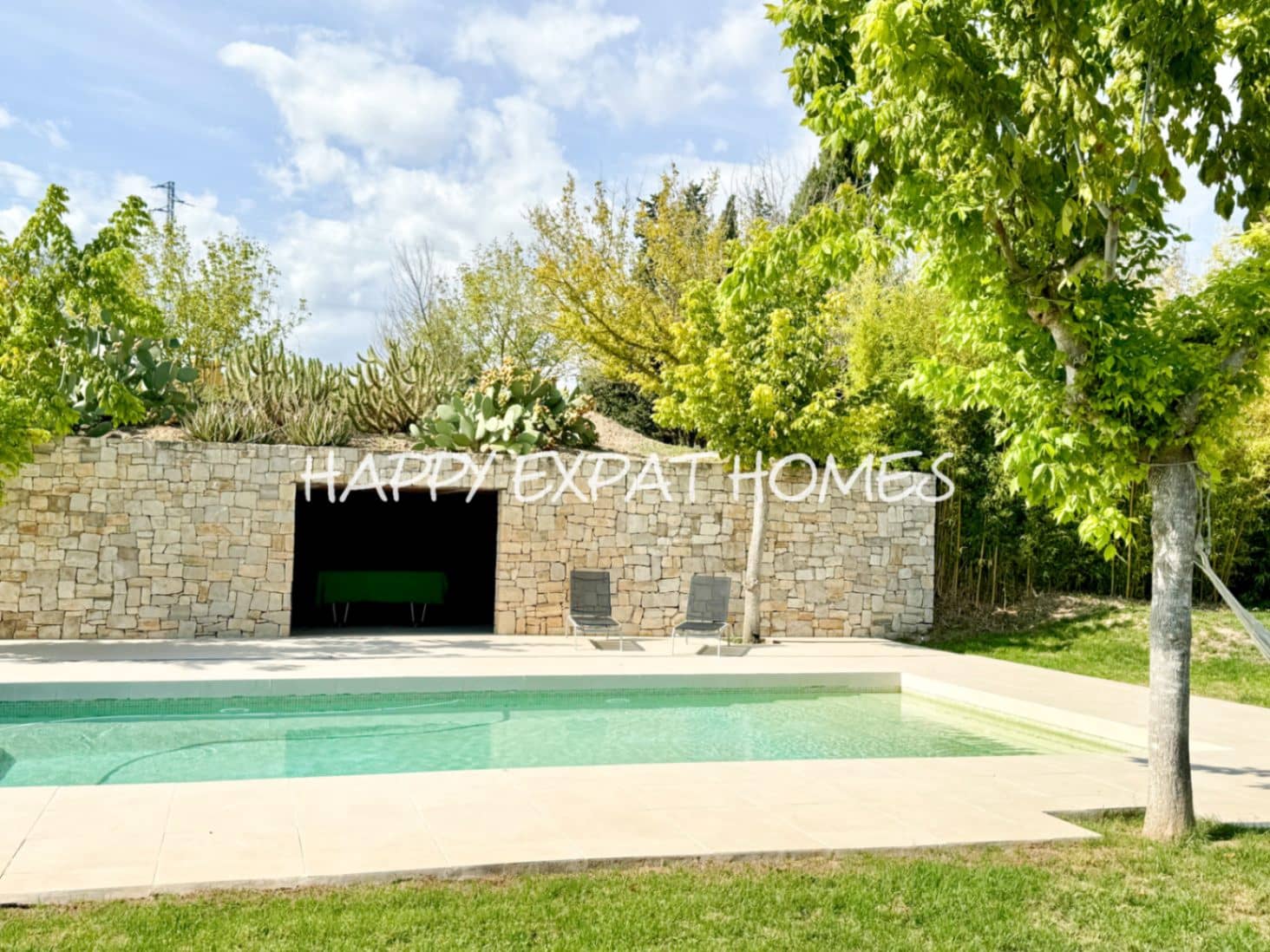 4 bedroom Finca/Country House for sale in Barcelona city with pool garage - € 1,290,000 (Ref: 7725910)