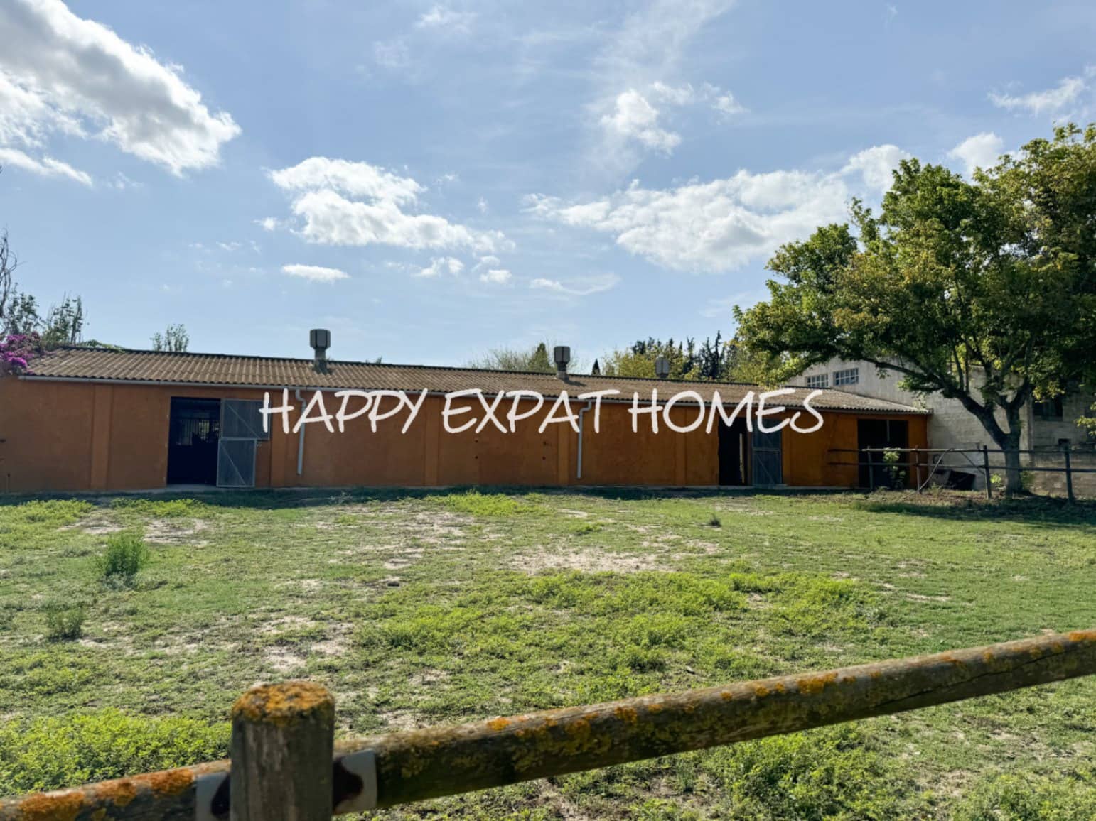 4 bedroom Finca/Country House for sale in Barcelona city with pool garage - € 1,290,000 (Ref: 7725910)