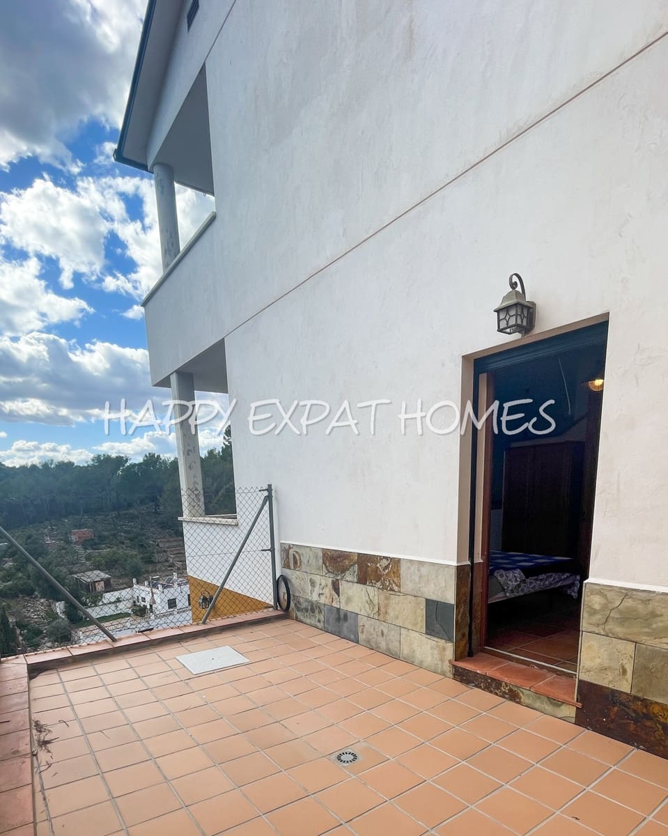 4 soveværelse Villa til salg i Olivella med swimmingpool garage - € 575.000 (Ref: 8307672)