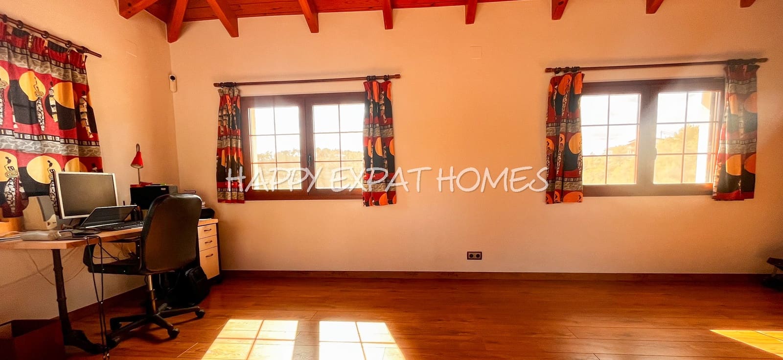 4 soveværelse Villa til salg i Olivella med swimmingpool garage - € 575.000 (Ref: 8307672)