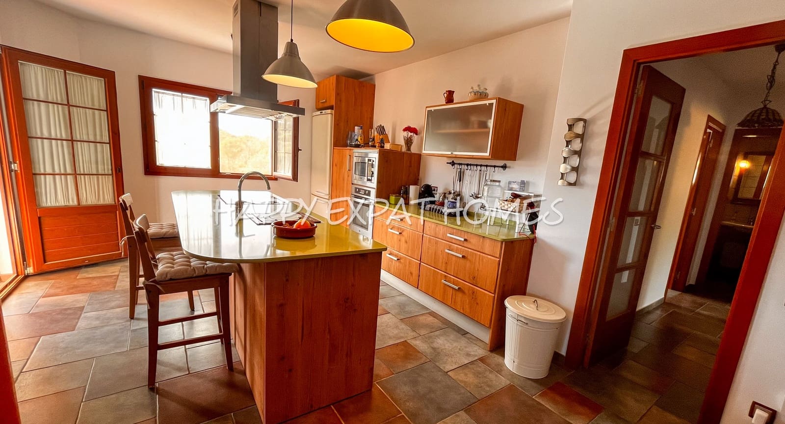 4 soveværelse Villa til salg i Olivella med swimmingpool garage - € 575.000 (Ref: 8307672)