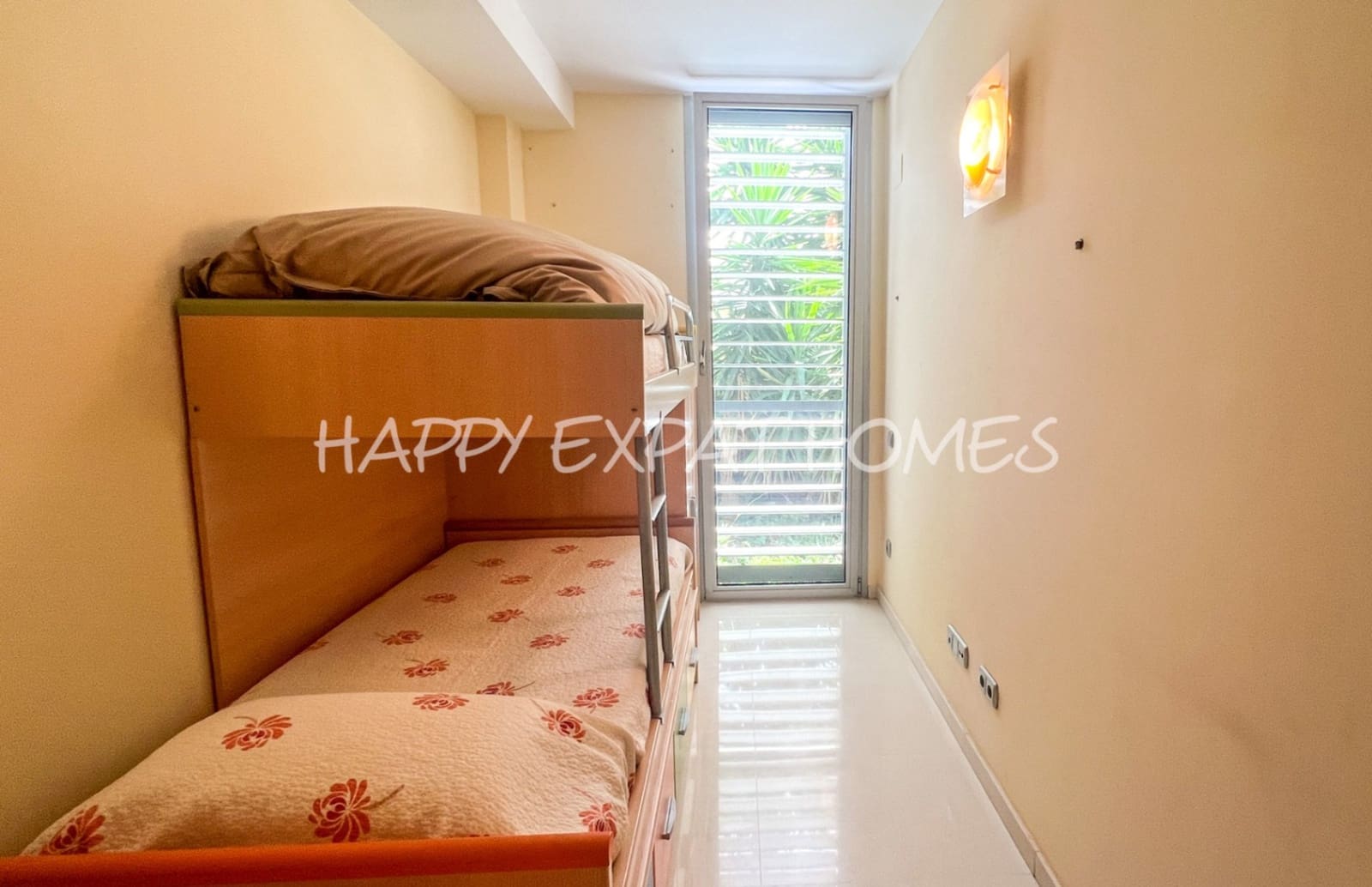 5 makuuhuone Asunto myytävänä paikassa Sant Pere de Ribes mukana uima-altaan 
autotalli - 778 000 € (Ref: 8404499)