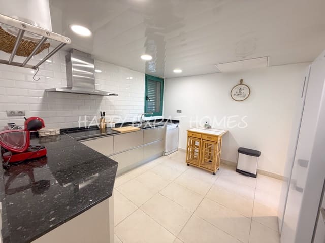 5 bedroom Villa for rent in Sant Pere de Ribes with pool - € 5,500 (Ref: 8714364)