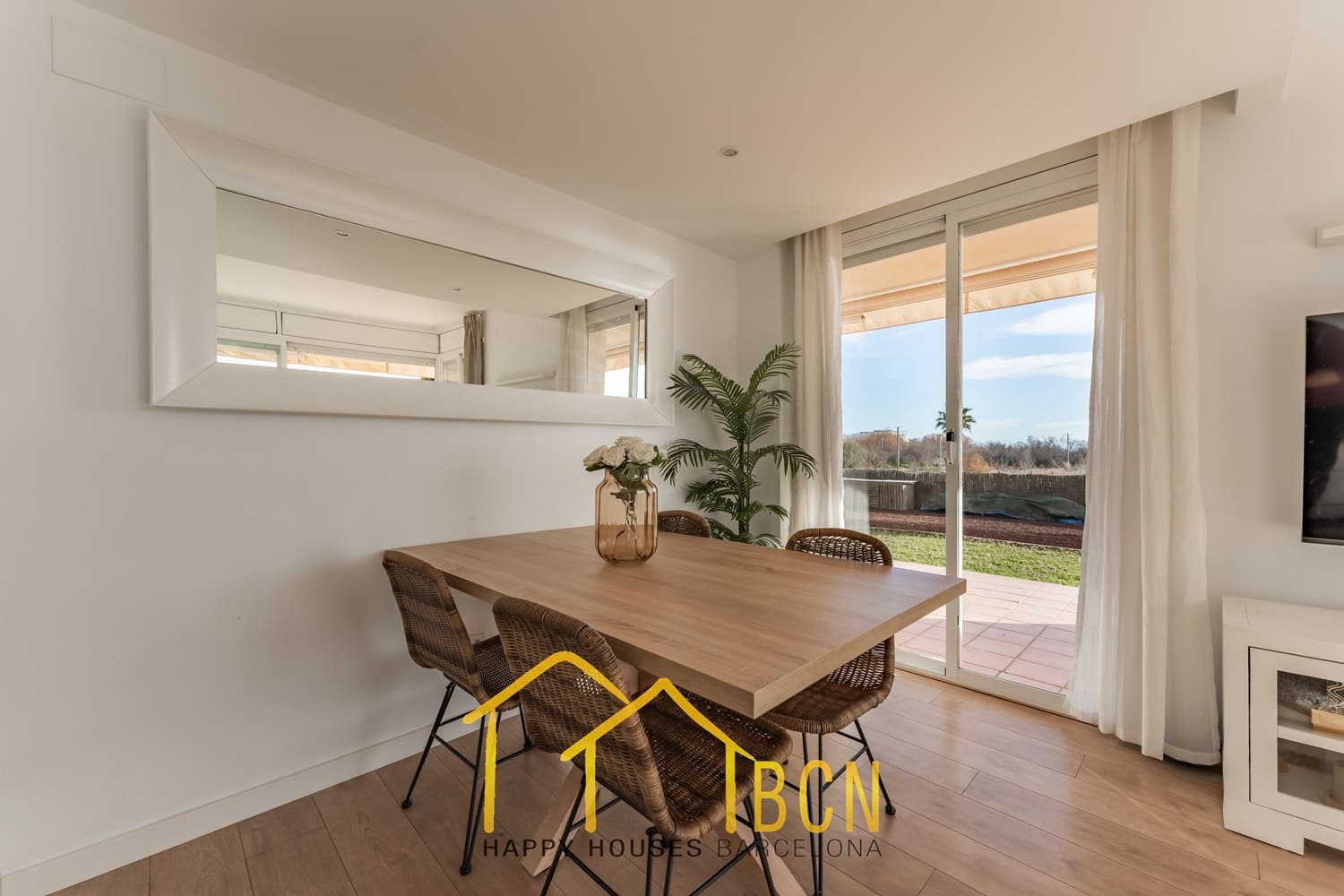 4 sypialnia Mieszkanie na sprzedaż w Cubelles z basenem garażem - 790 000 € (Ref: 8785838)