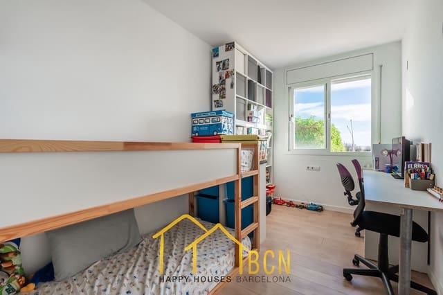 4 quarto Apartamento para venda em Cubelles com piscina garagem - 790 000 € (Ref: 8785838)