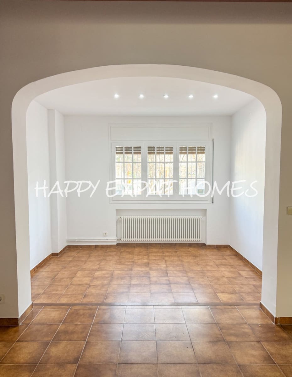 4 soveværelse Villa til salg i Sitges med swimmingpool garage - € 1.850.000 (Ref: 8790222)