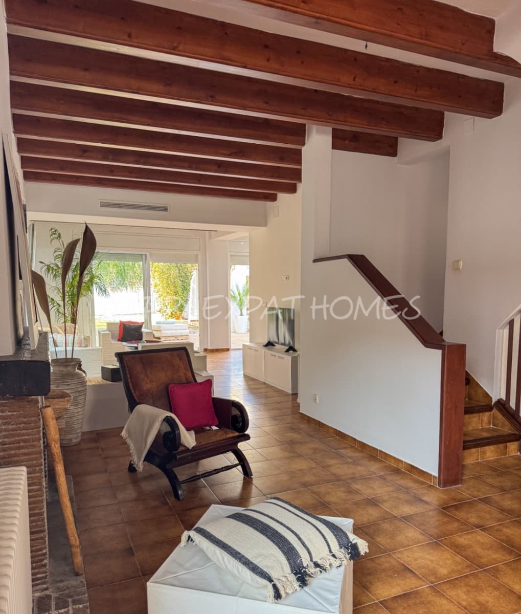 4 soveværelse Villa til salg i Sitges med swimmingpool garage - € 1.850.000 (Ref: 8790222)