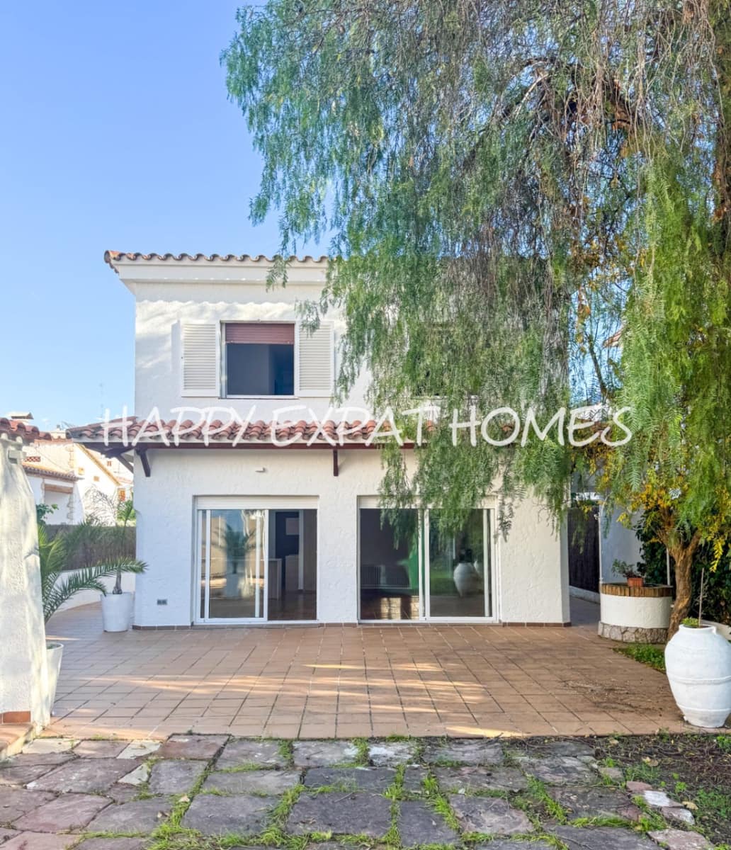 4 soveværelse Villa til salg i Sitges med swimmingpool garage - € 1.850.000 (Ref: 8790222)