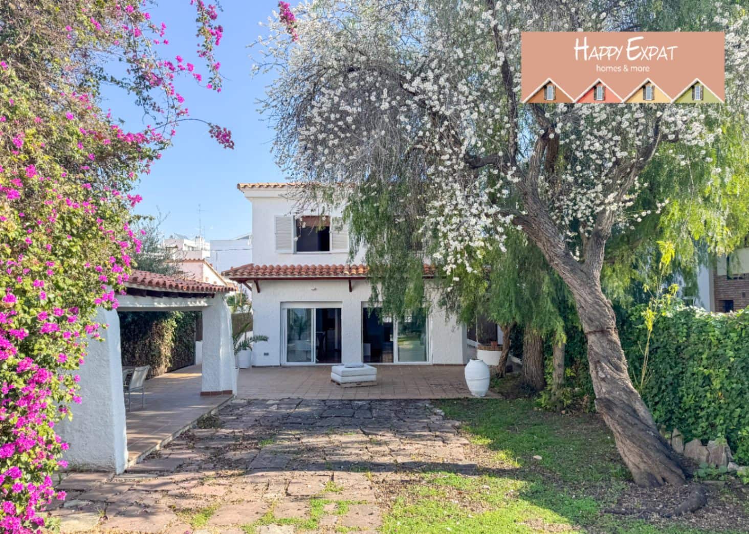 4 soveværelse Villa til salg i Sitges med swimmingpool garage - € 1.850.000 (Ref: 8790222)