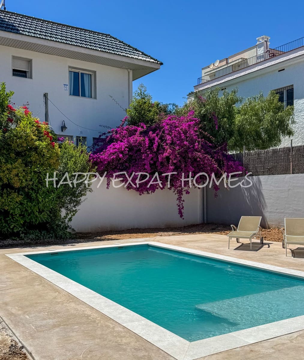 4 soveværelse Villa til salg i Sitges med swimmingpool garage - € 1.850.000 (Ref: 8790222)