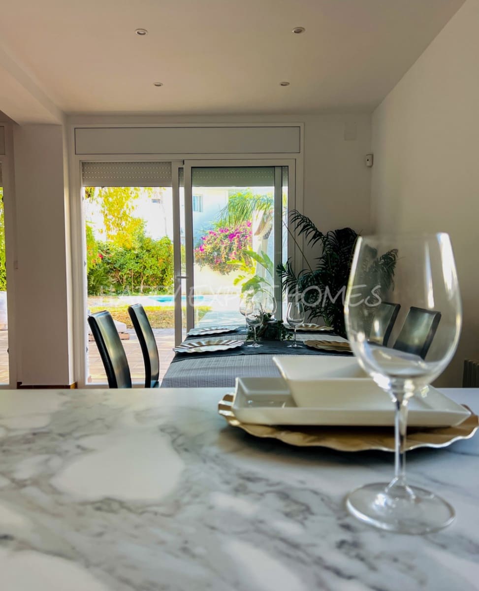 4 soveværelse Villa til salg i Sitges med swimmingpool garage - € 1.850.000 (Ref: 8790222)