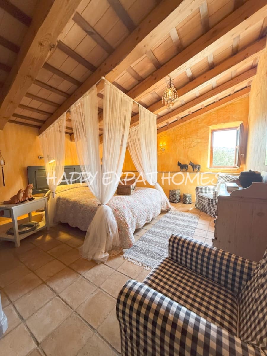 9 soveværelse Finca/Landehus til salg i Olivella - € 735.000 (Ref: 8931789)