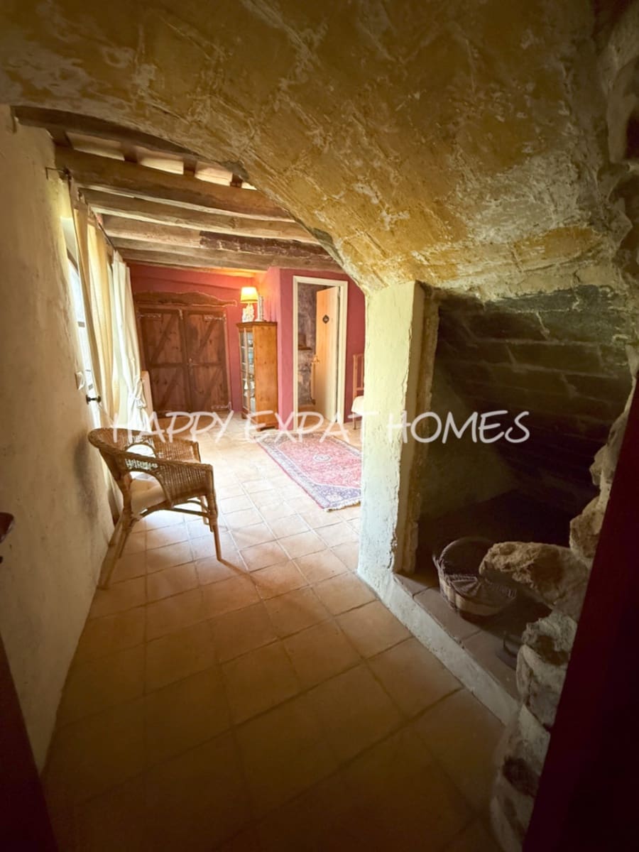 9 soveværelse Finca/Landehus til salg i Olivella - € 735.000 (Ref: 8931789)