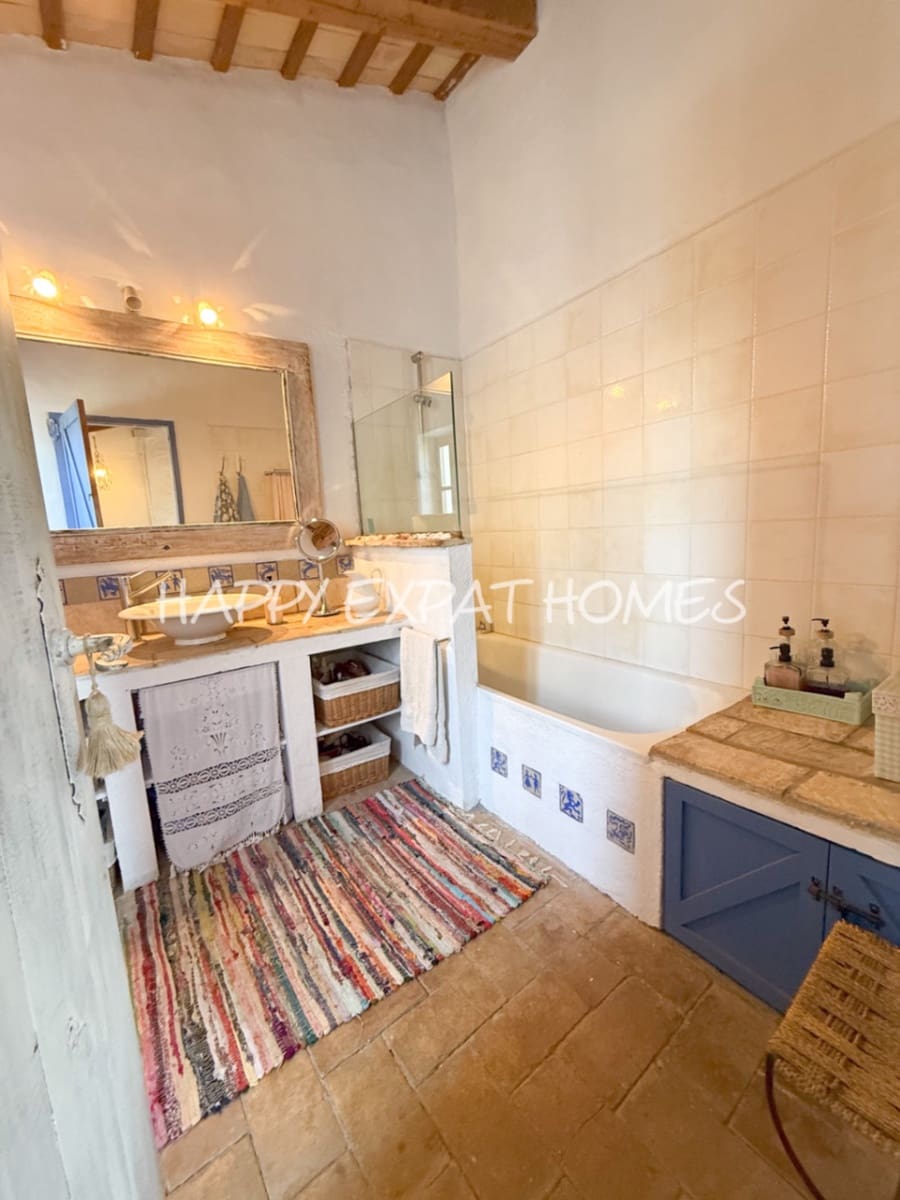 9 soveværelse Finca/Landehus til salg i Olivella - € 735.000 (Ref: 8931789)