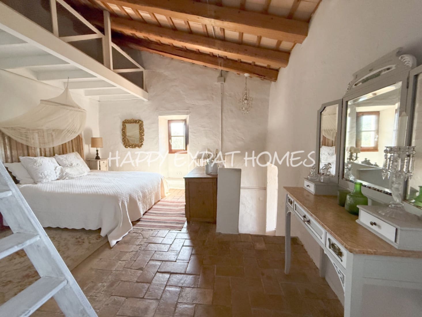 9 soveværelse Finca/Landehus til salg i Olivella - € 735.000 (Ref: 8931789)